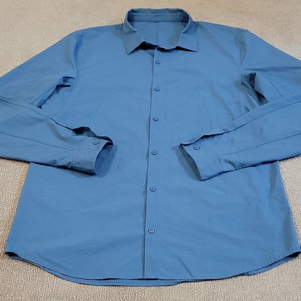 Lululemon Stretch Button Down Shirt - image 4